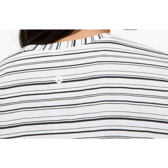 Lululemon Cates Tee, Cut Back Stripe White Black, SZ 4, EUC - Picture 2 of 6